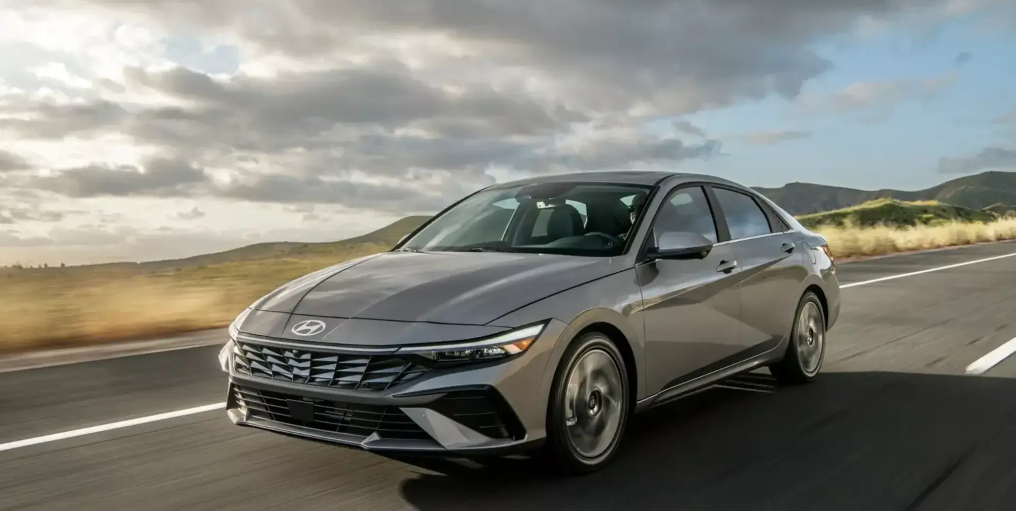 هيونداي إلنترا - اقتصادية