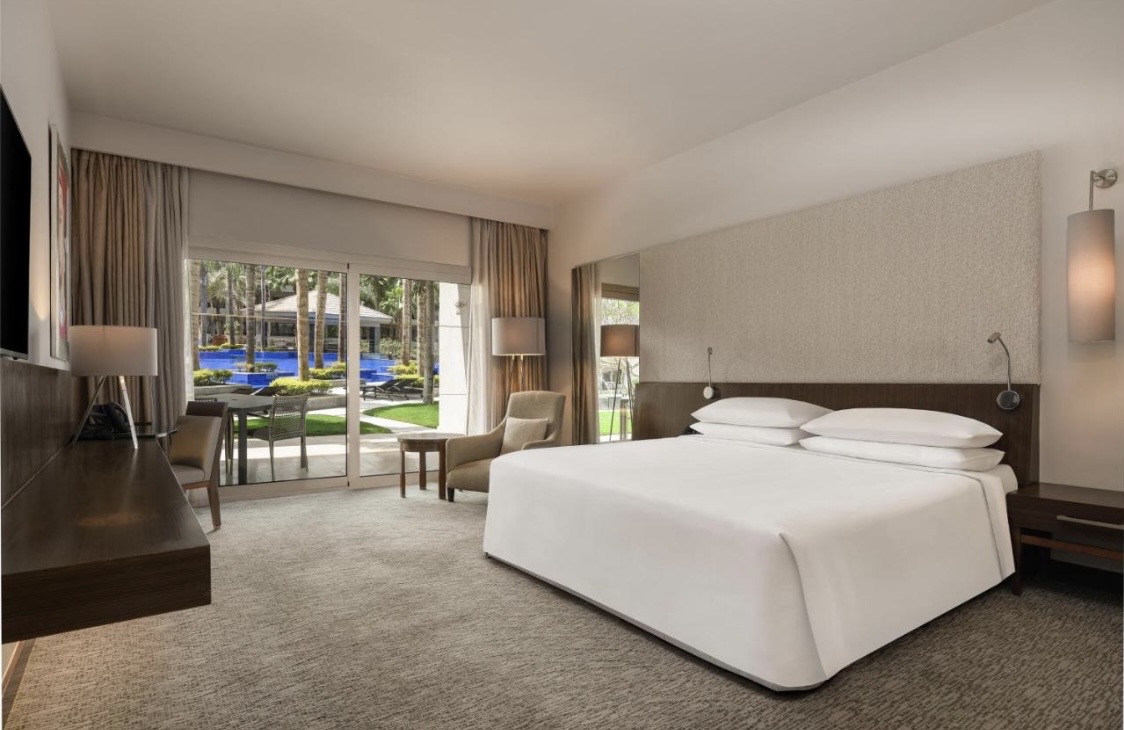 Dusit Thani Lakeview Cairo