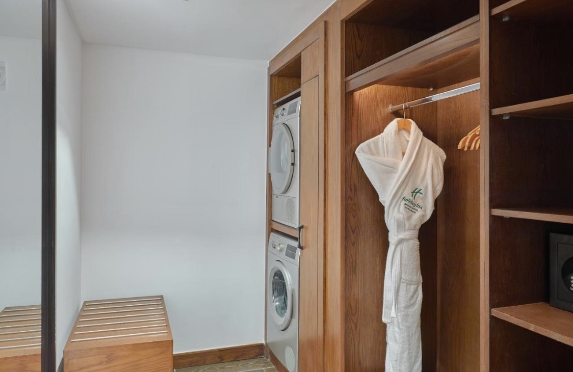 Holiday inn & suites- Cairo Maddie by IHG